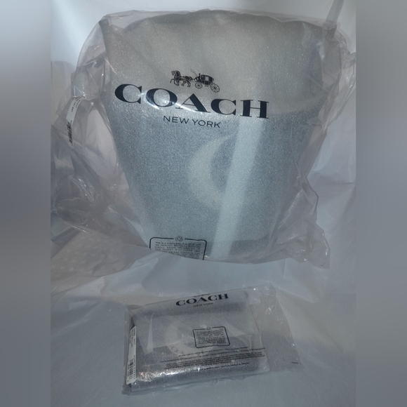 New Coach Halloween Trick/Treat Bucket With Matching Coach Wristlet 🎃 NWT 🎃 - Picture 4 of 16